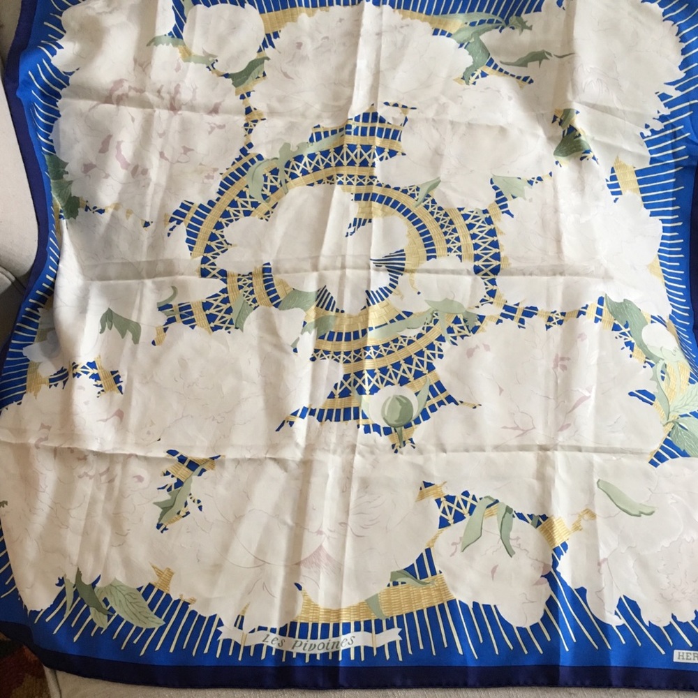 Hermès 100 percent silk SOLD!!!!!